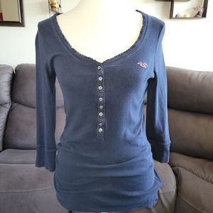 Vintage y2k navy blue Hollister henley size large